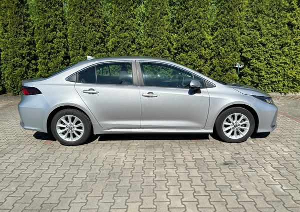 Toyota Corolla cena 94800 przebieg: 44250, rok produkcji 2022 z Więcbork małe 232